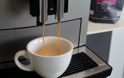 Cinq avantages d&rsquo;une machine à café en grain pour une entreprise